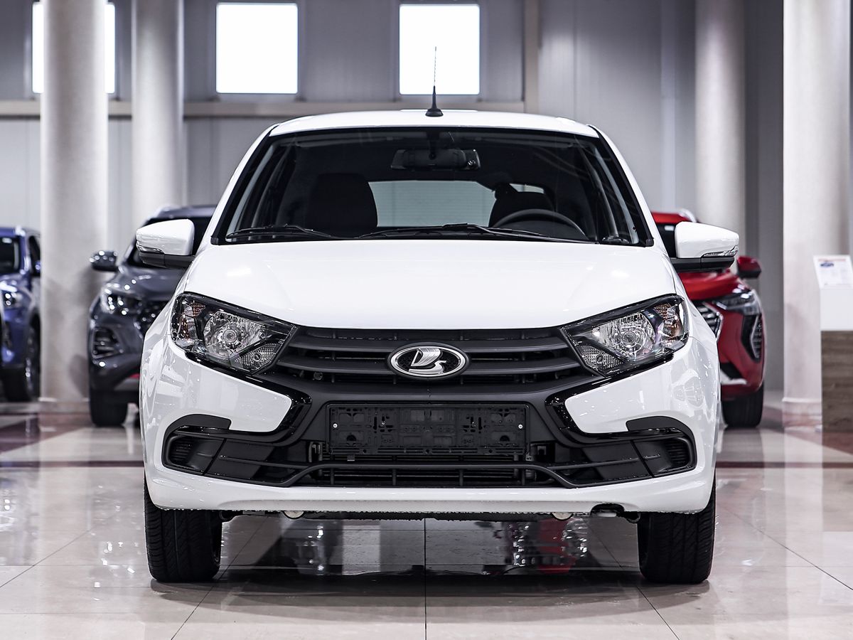 Купить Granta с пробегом