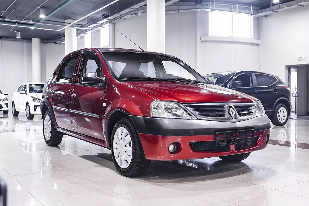 Купить Logan с пробегом