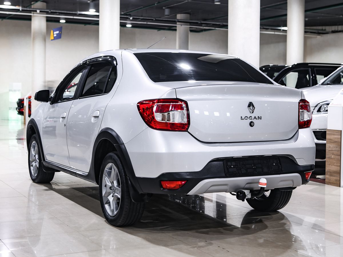 Купить Logan с пробегом
